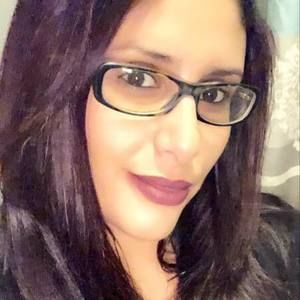 Meet your Posher, Yasmin